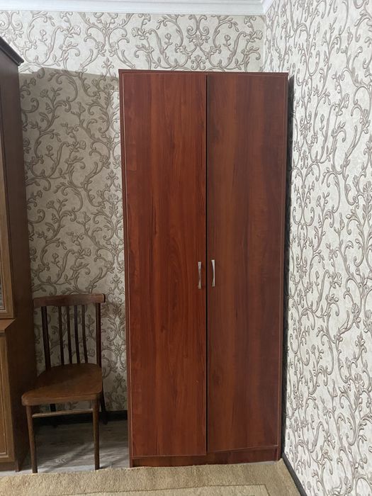 Продам два шкафа