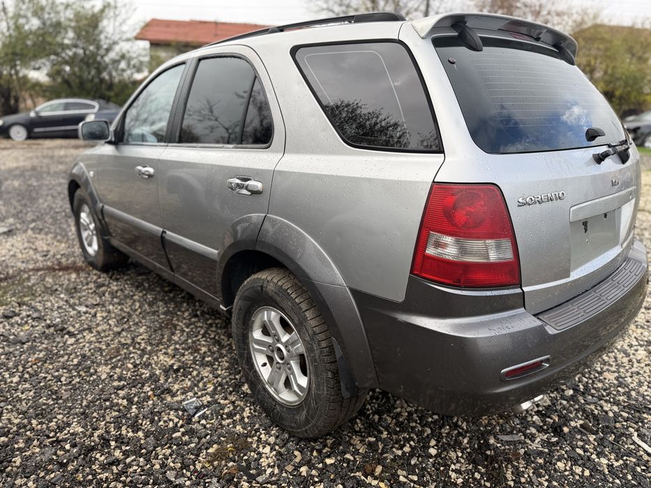 Kia Sorento 2,5 crdi 140ks na chasti/Киа Соренто 2,5црди 140к на части