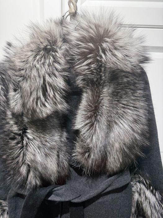 Ново палто кашмир и лисица