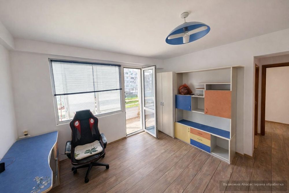 Тристаен апартамент в кв. Изгрев