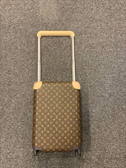 Куфар louis vuitton