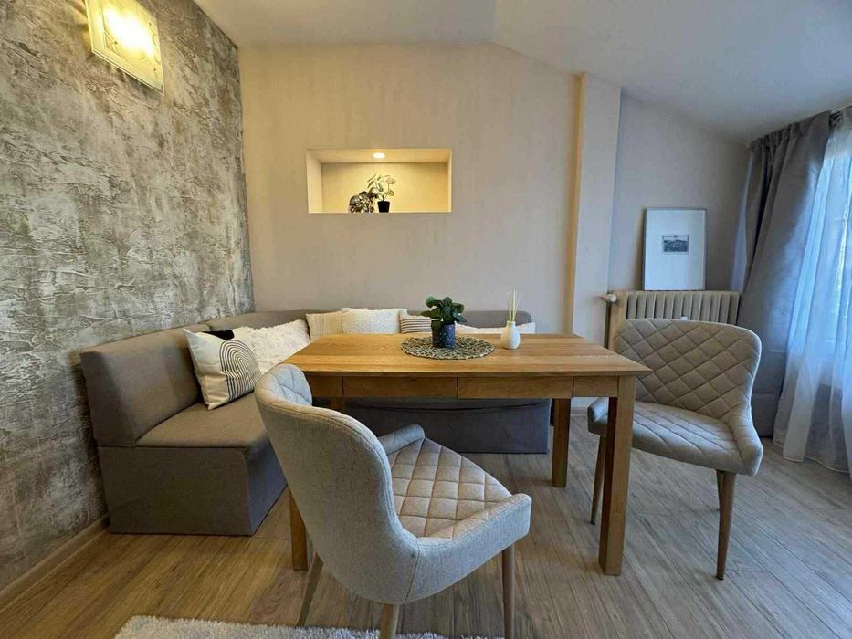 Дава се под наем Тристаен апартамент в София, Център - 80 кв.м за 850 € - Снимка #4