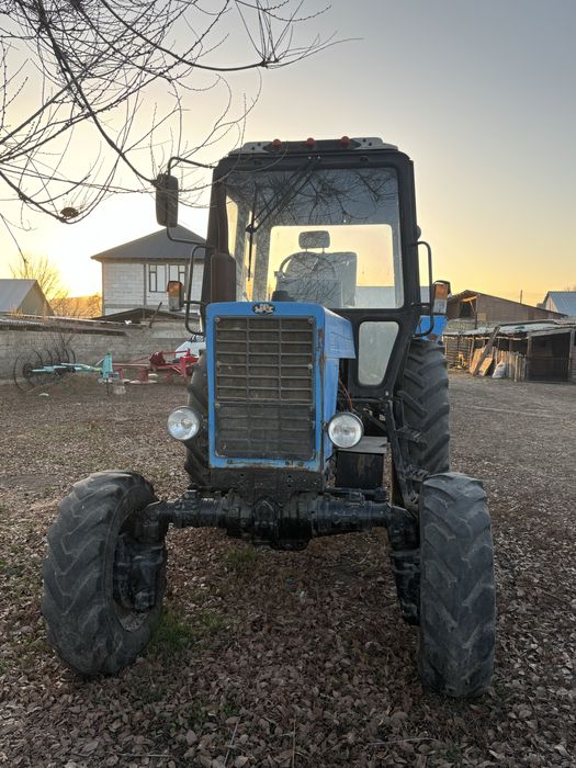 продаеться трактор