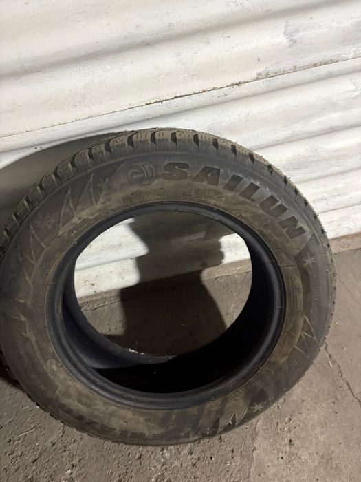 Шины зимние на 15
