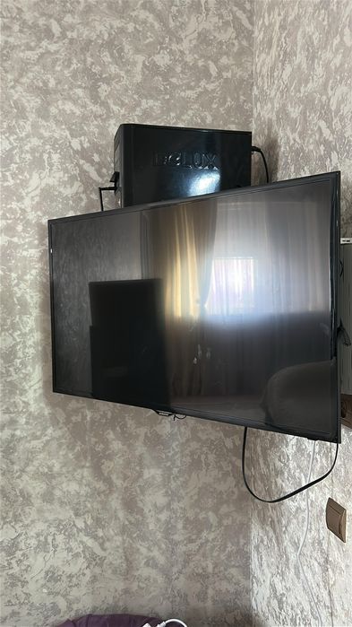 Телевизор Samsung LED