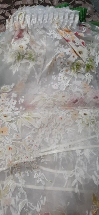 Продам шторы для кухни и гостиной
