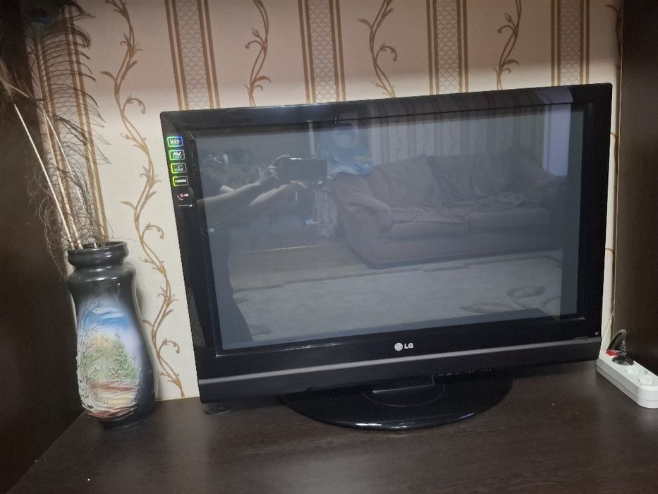 Телевизор sony braviy, LG б/у