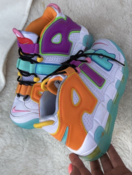 Nike Uptempo оригинални  дамски сникърси 39 номер