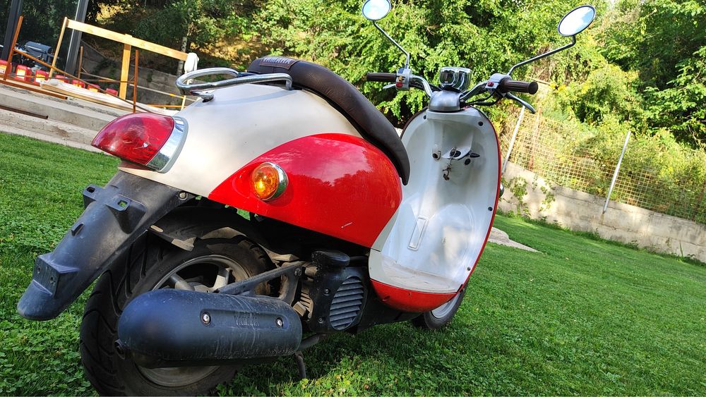Продам yamaha vino