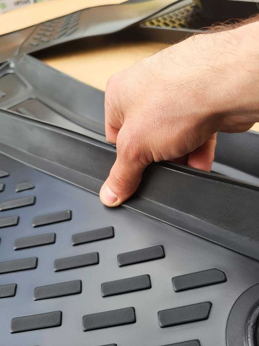 Стелки за Mercedes W211 4matic гумени тип леген Мерцедес 4матик E клас