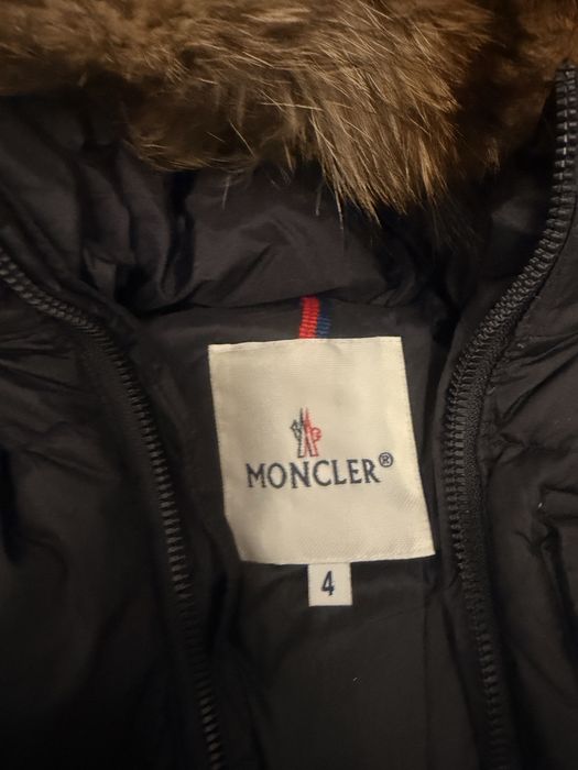 Детский пуховик Moncler