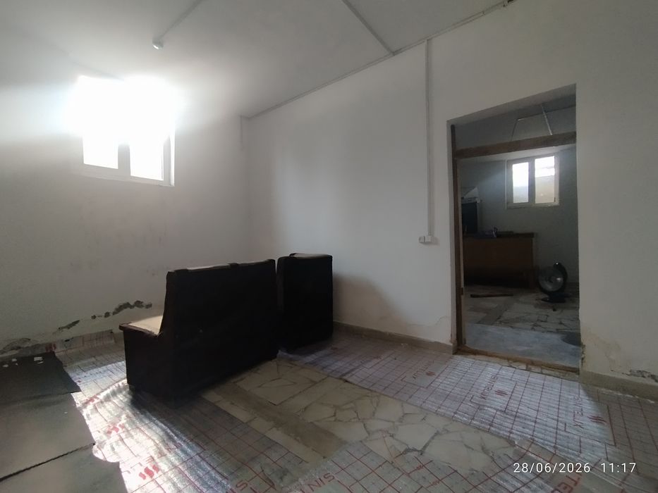 Kvartira pod biznes,polpadvali bilan sotiladi