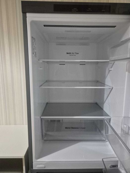 Продается холодильник