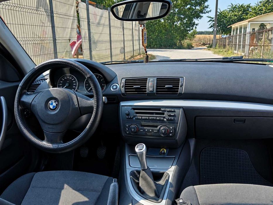 BMW Seria 1 - 2005 - 1.6 Benzina