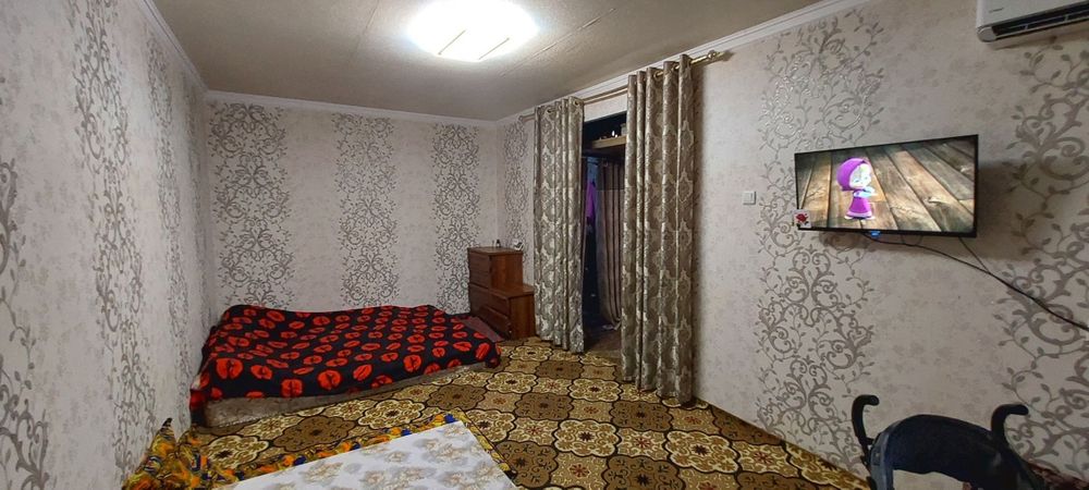 1 xonali kvartira sotiladi.Fergana Kirgilida  16.000 $