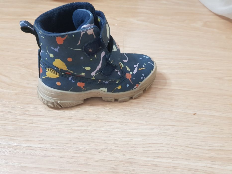 Продам.   ботинки