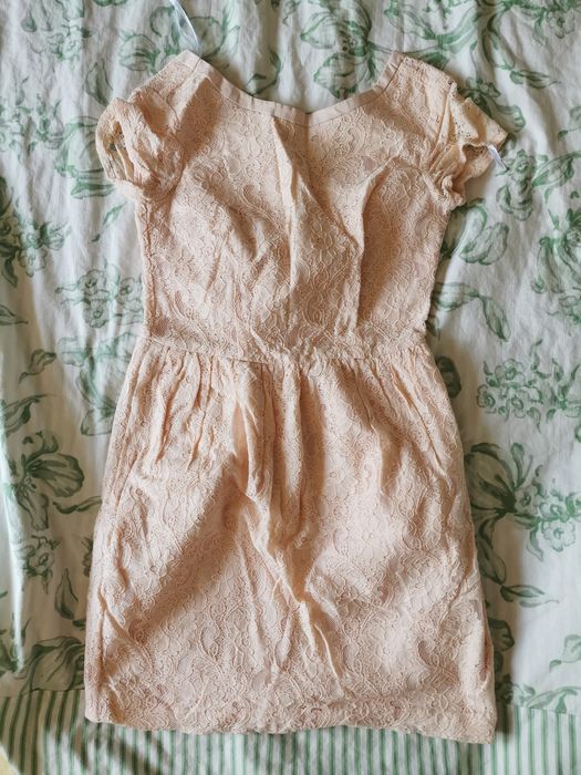 Интересна рокля H&M.