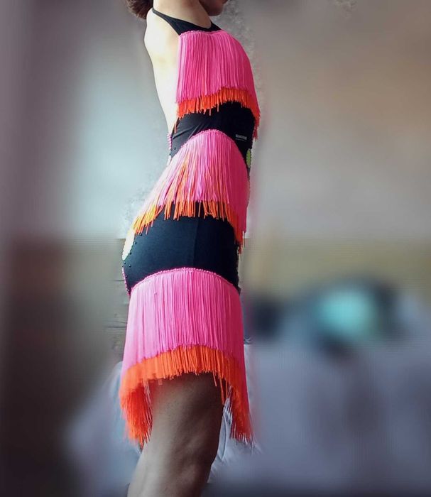 Рокля за спортни танци