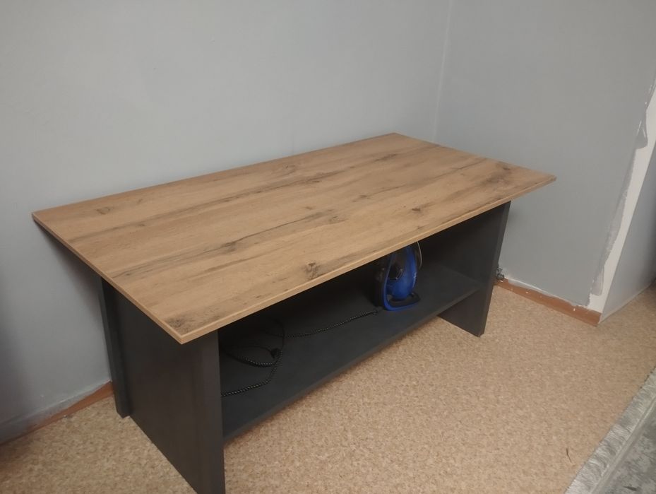 Столик для гостиной