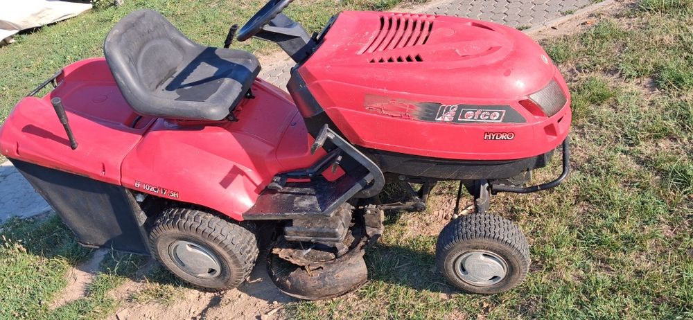 Tractoras gazon 17,5 cp