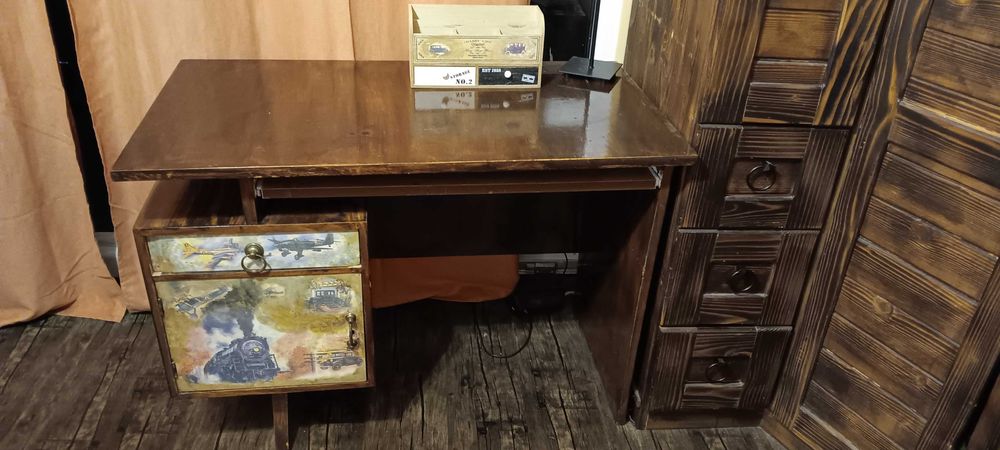 Ретро масивно арт бюро дъб+стол-+подаръци