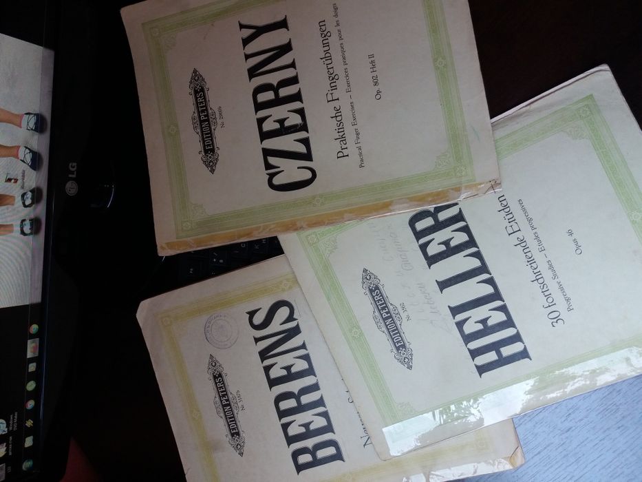 Книжни ноти,партитури по пиано