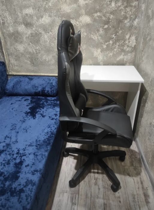 Компьютерный стул