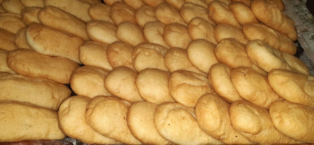 Сосиськи печёные и жареные ,обеды,сэндвичи,большой выбор выпечки: 160 ...