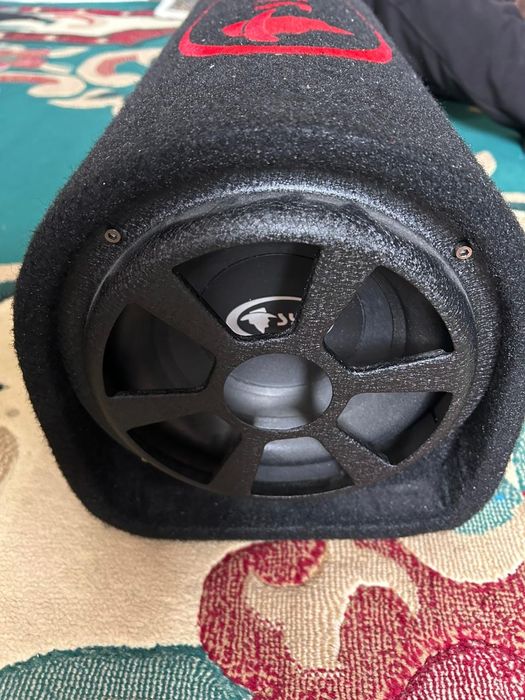 Сабвуфер на авто