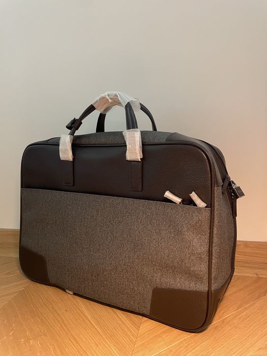 TUMI case originala noua
