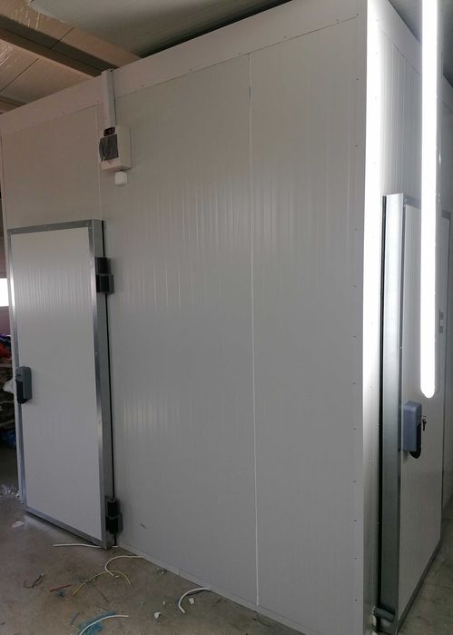 Camera frigorifica refrigerare sau congelare