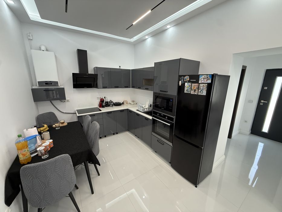 Ofer spre vânzare casă Zona Semicentrala in apropiere de Gradina Romei