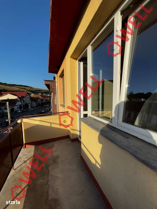 De vânzare apartament cu 3 camere ultracentral în Rupea!