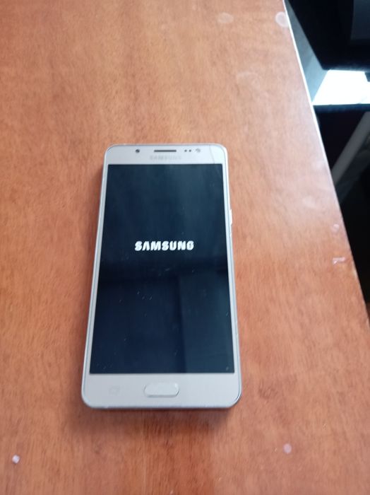 Самсунг галокси  G5