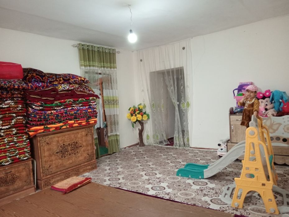 Uchaska sro'chna sotiladi