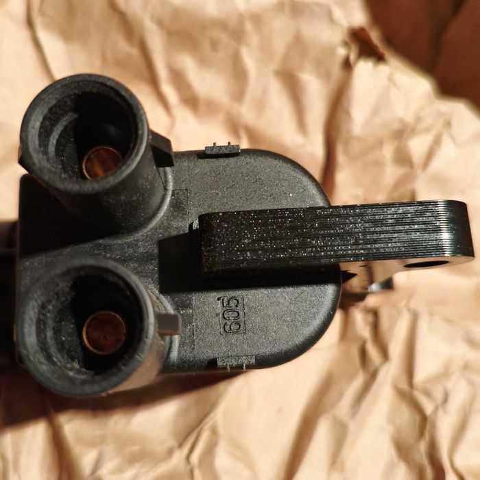 Запалителна бобина NGK 48280 за автомобили Тойота