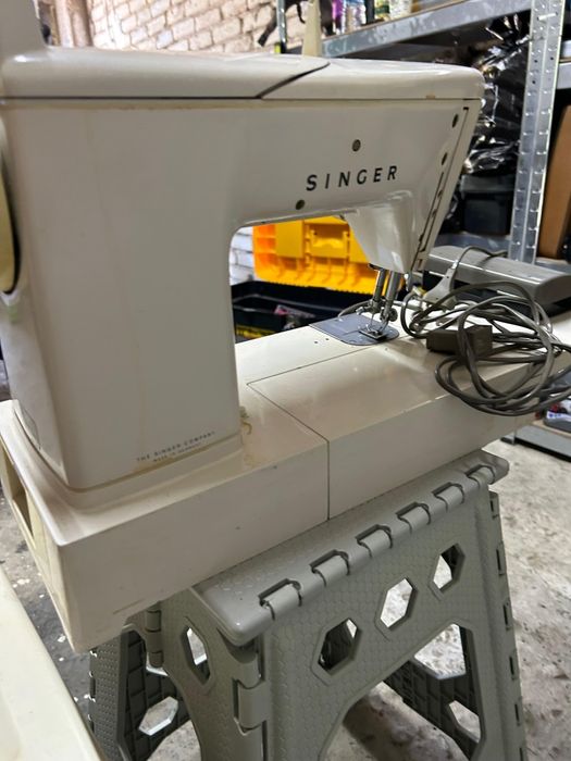 Електрическа шевна машина Сингер модел Singer 720 G