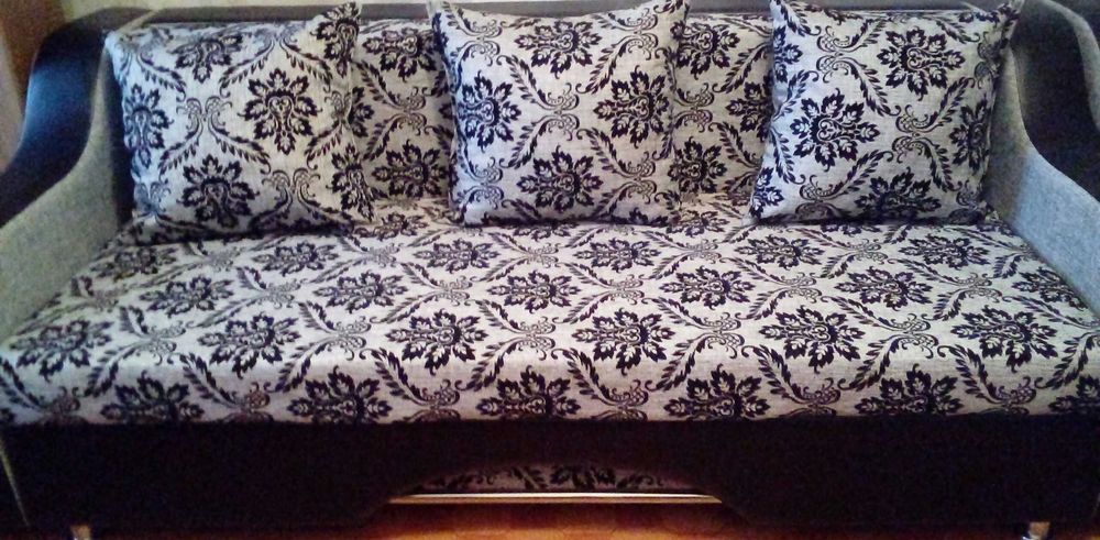 Продам диван с креслом-кроватью