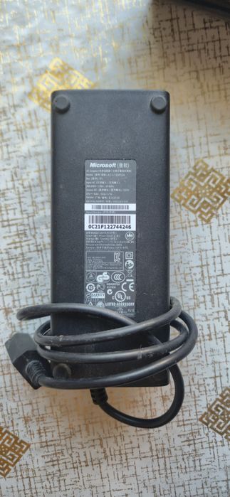 Оригинальный блок питания Xbox 360 Slim / E (120W)