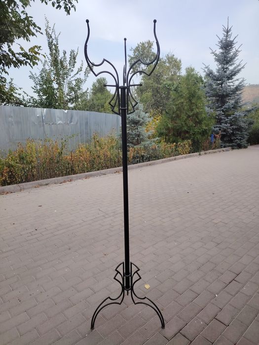 Вешалка напольная