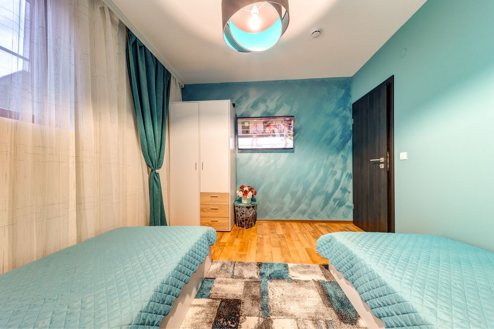 Продава се Тристаен апартамент в к.к. Пампорово - 65 кв.м за 1538 €/кв.м - Снимка #12