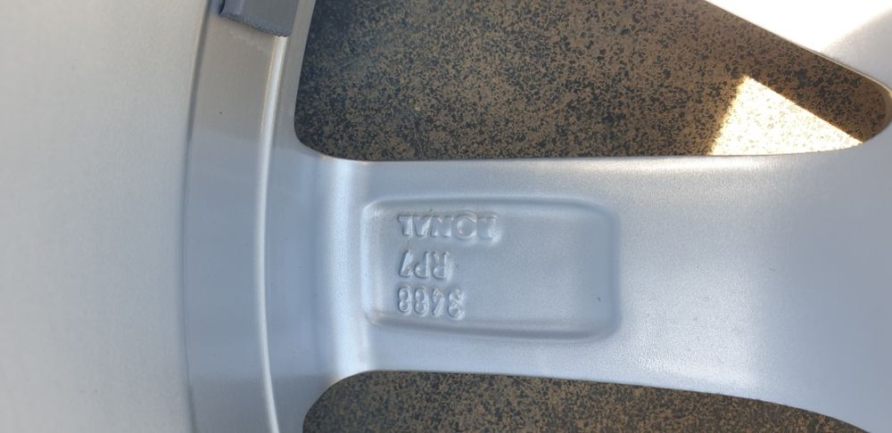 Оригинални лети джанти 17 цола 5х112 от Пасат В8.