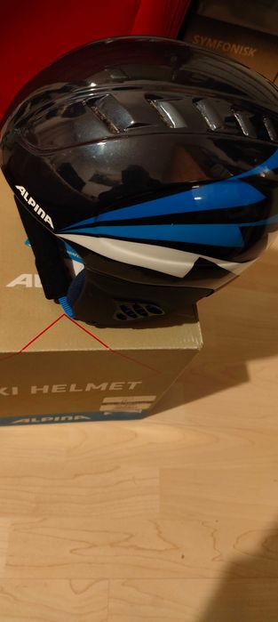 Нова ски каска Alpina Carat