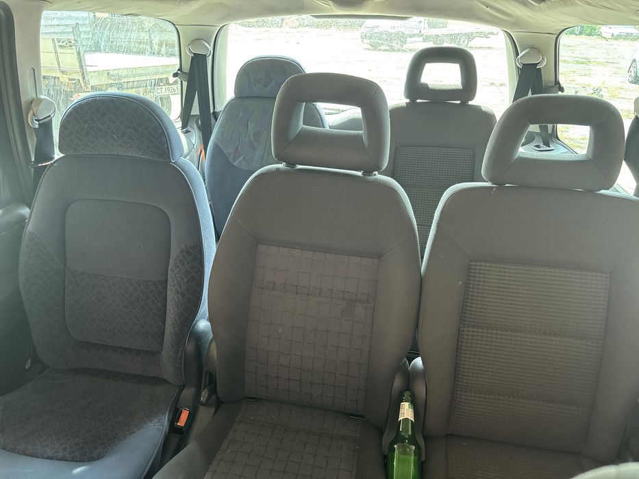 Volkswagen sharan 1.9tdi 2002 на части може и цял!!!