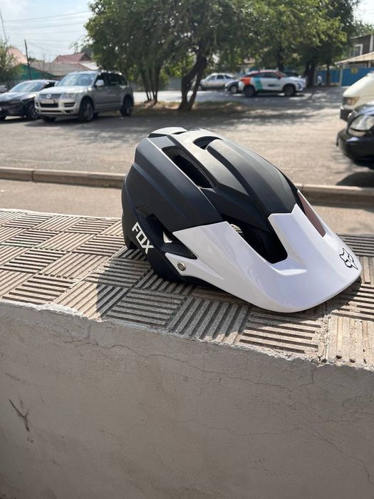 Велосипедный шлем FOX