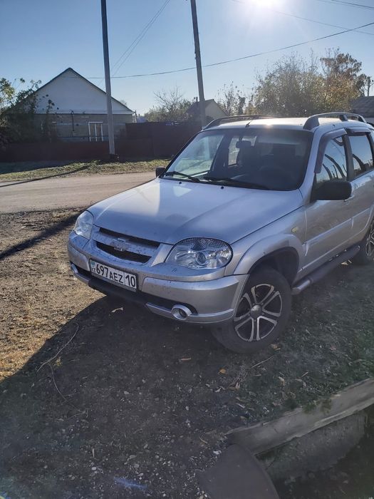 Продам ниву шевроле