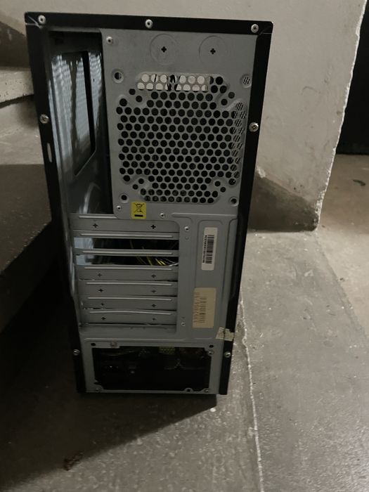 Кутия за компютър Cooler Master + захранване