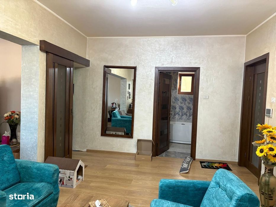 ULTRACENTRAL - Apartament situat la etajul 1 al unei case