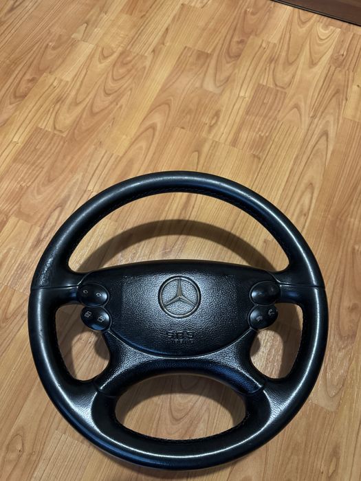 Оригинален волан мерцедес W211