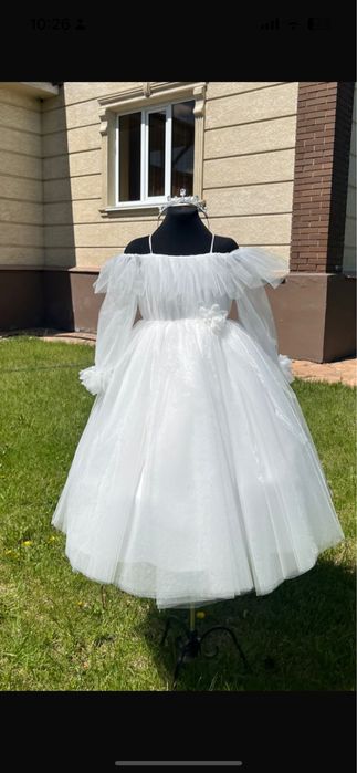 Платья бальные, пышные